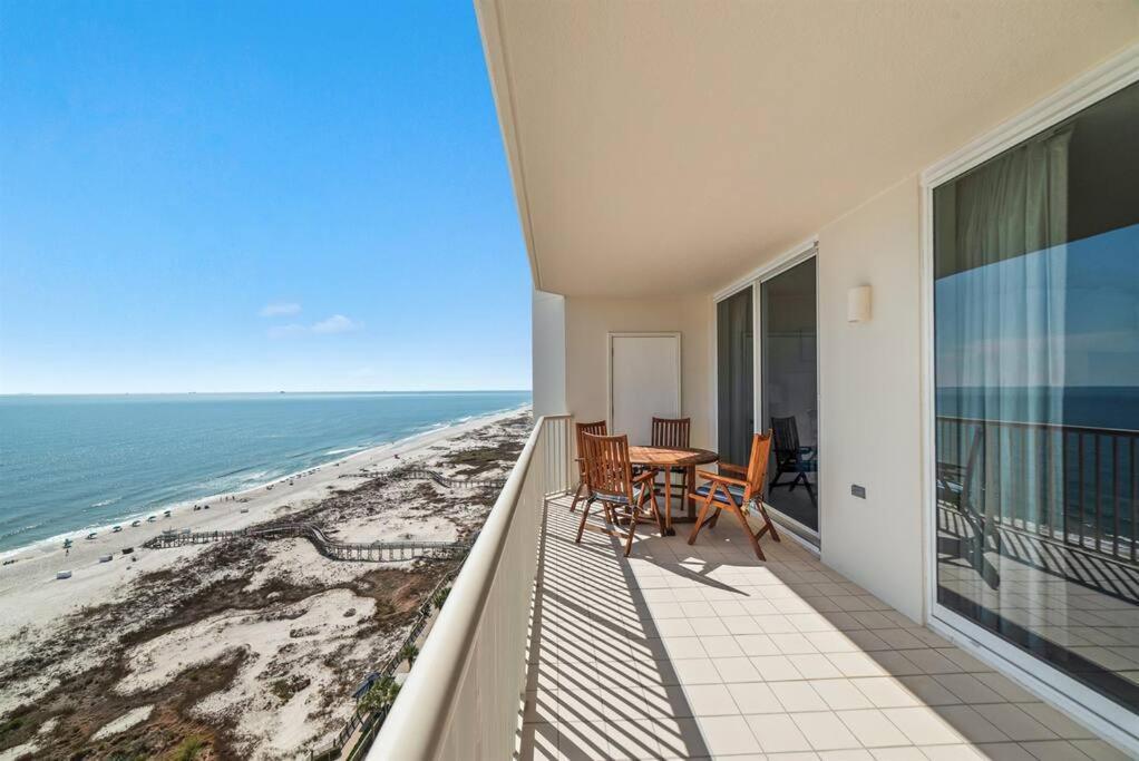 גולף שורז Beach Club B1703 ~ Beachfront 17Th Floor ~ Phenomenal Beach/Gulf View! מראה חיצוני תמונה